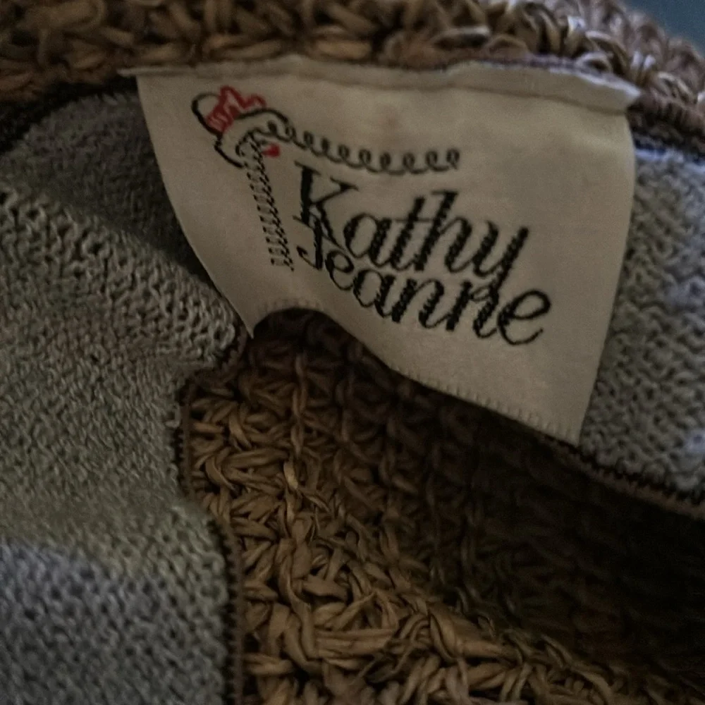 Kathy Jeanne Jute Hat with Comfort Wear Stretch Band - Picture 6 of 6